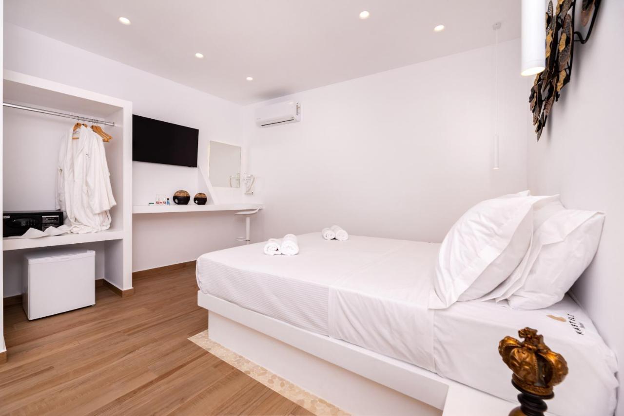 Kasteli Suites Perivolos  Exterior photo