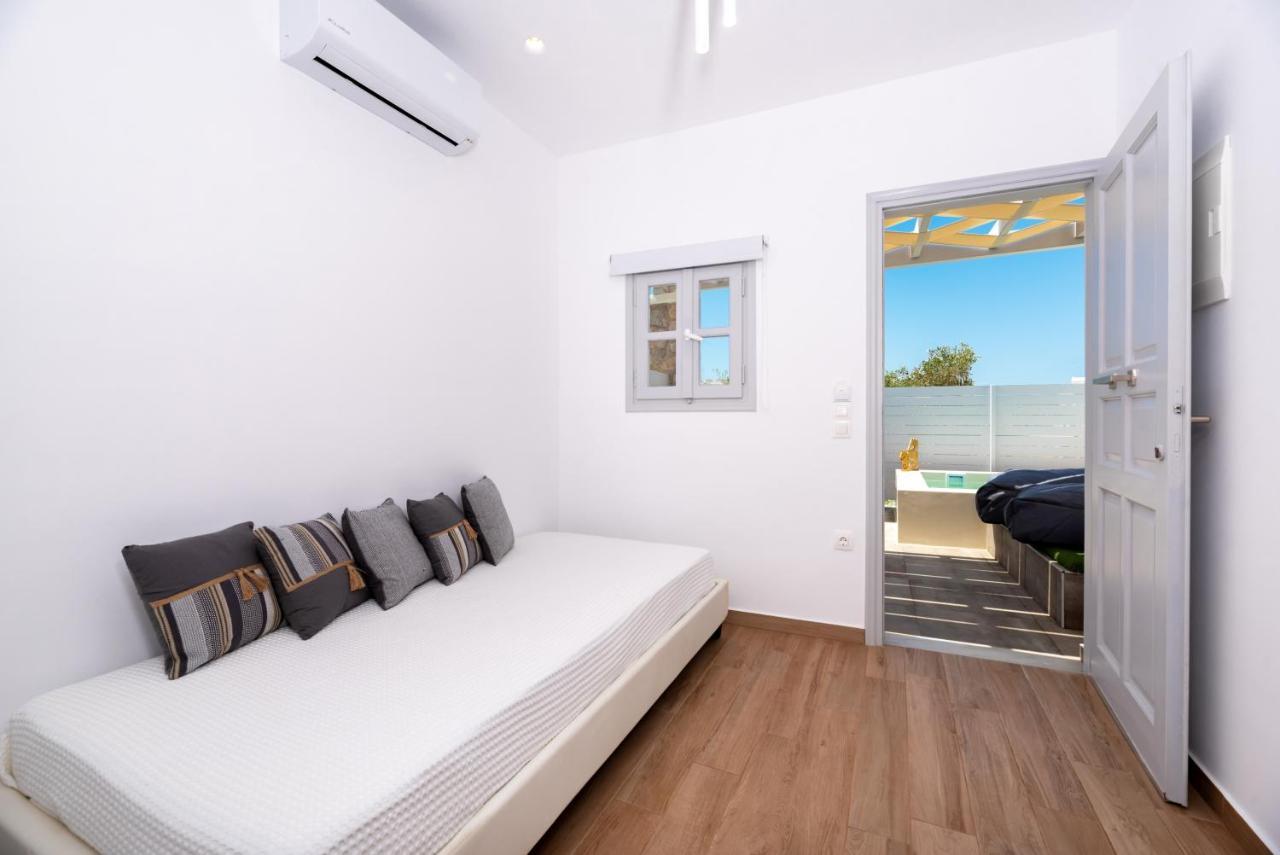 Kasteli Suites Perivolos  Exterior photo